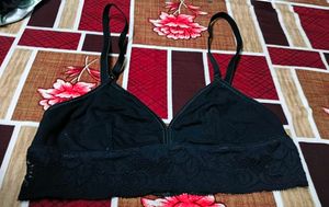 Comfortable Black Lace Trim Bralette