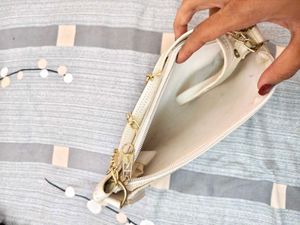Chic white Croc Embossed Shoulder Bag