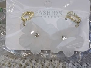 White Flower Earrings with Gold Accent