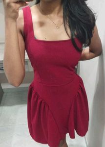 Chic Red Square Neck Dress