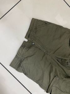 H&amp;M Olive Cargo Pants