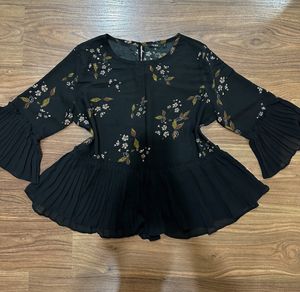 Sheer Top By Nush, Size L. Busy Size 36