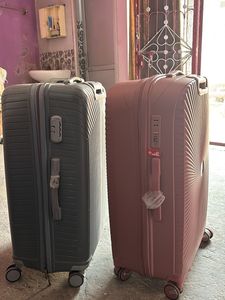 Set of 2 Hard Shell Luggage Bags