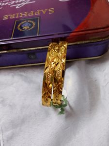 4+2 Bangles New Without Tag