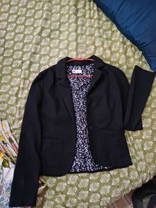 H&M black blazer