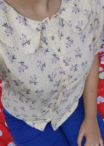 Cute Floral Puff Sleeve Top