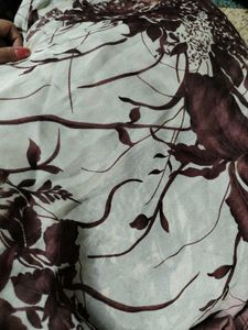 Elegant Floral Print Saree