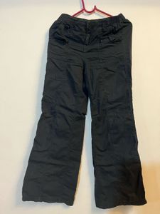 Stylish Black Wide-Leg Cargo Pants