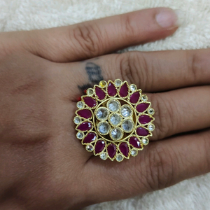 Finger ring