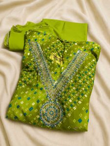 Green Kurta Set with Embellished Neckline