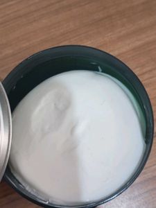 The Body Shop Strawberry  Butter