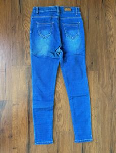 Blue High-Waisted Skinny Jeans