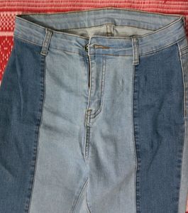 super stretchable Two-Tone Denim highwaist
