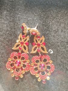 Elegant Red &amp; Gold Floral Earrings