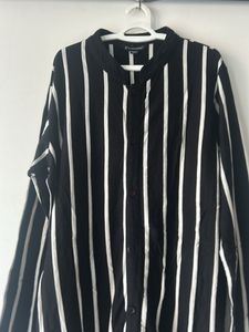 Black &amp; White Striped Tunic Top