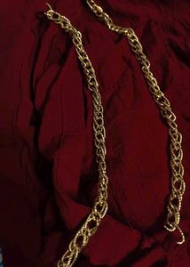 y2k chain strip crop top🍒
