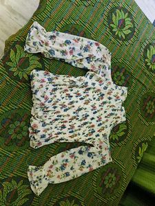 Floral Print Cold Shoulder Top