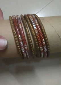 Lakh Mustard &amp; Maroon Mirror Work Set of Bangles