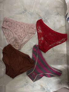 per piece cute underwears.😍