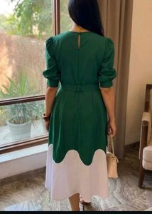 Elegant Green &amp; White Midi Dress