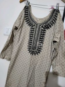 Elegant Embroidered Kurta
