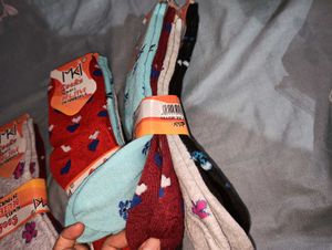 woolen Floral Socks - Combo