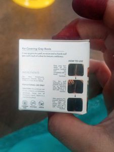 Paradyes  Root Tint Powder and  glamveda br