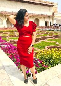 Elegant Red Bodycon Midi Dress