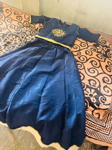 Royal Embroidered Lehenga Choli Set💙