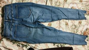 Tally Weijl High-Rise Distressed Blue Jeans