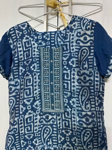 Blue Ethnic Kurta and matching duppata