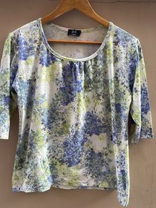 Floral Print 3/4 Sleeve Top