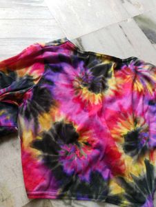 V-Neck Tie-Dye Twist Front Top