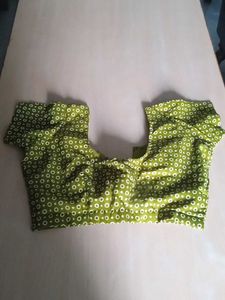 Green Floral Print  saree   with blouse Set