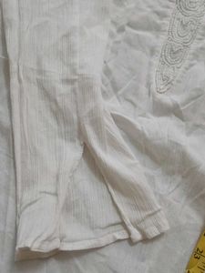 White Embroidered Kurta