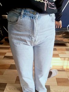 Light Wash Wide Leg Jeans