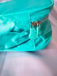 POUCH