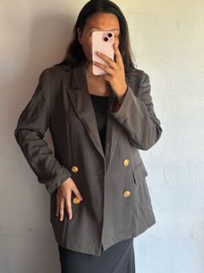 Chic Double-Breasted Blazer