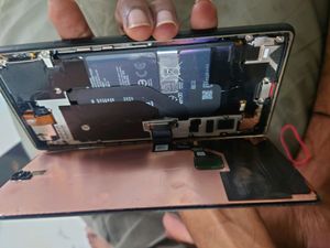 GOOGLE PIXEL 6 - DISPLAY BROKEN
