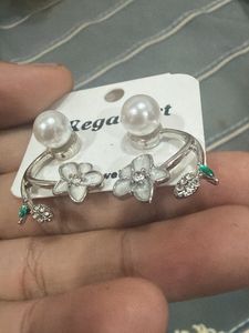 Regal Art Pearl Flower Earrings