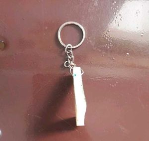 Initial 'L' Keychain