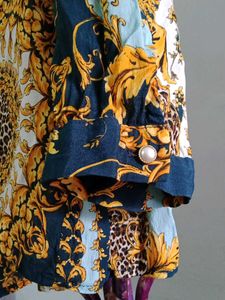 V-Neck Print Long Sleeve Tunic Top