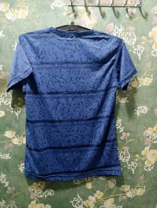 snake design 🔵 Blue CK T-Shirt l size