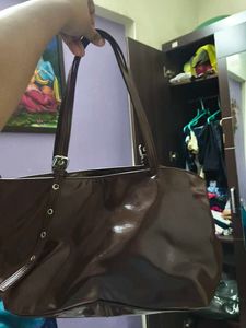 Buckle shoulder bag