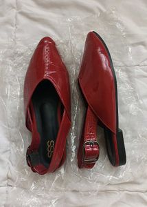 sss pointy red flats for women