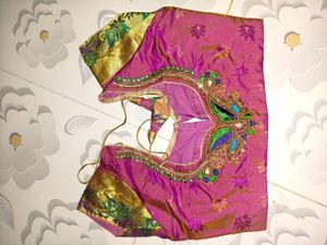 Exquisite Purple &amp; Gold Brocade Saree