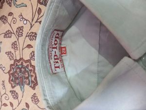 White shool Button-Down Shirt