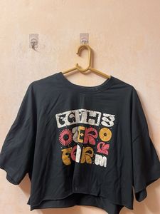 Retro Graphic Crop Top