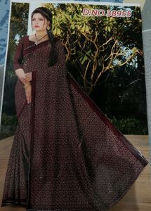 Floral Print Saree with Lace