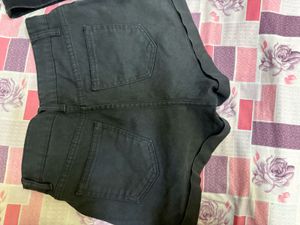 Black Jeans